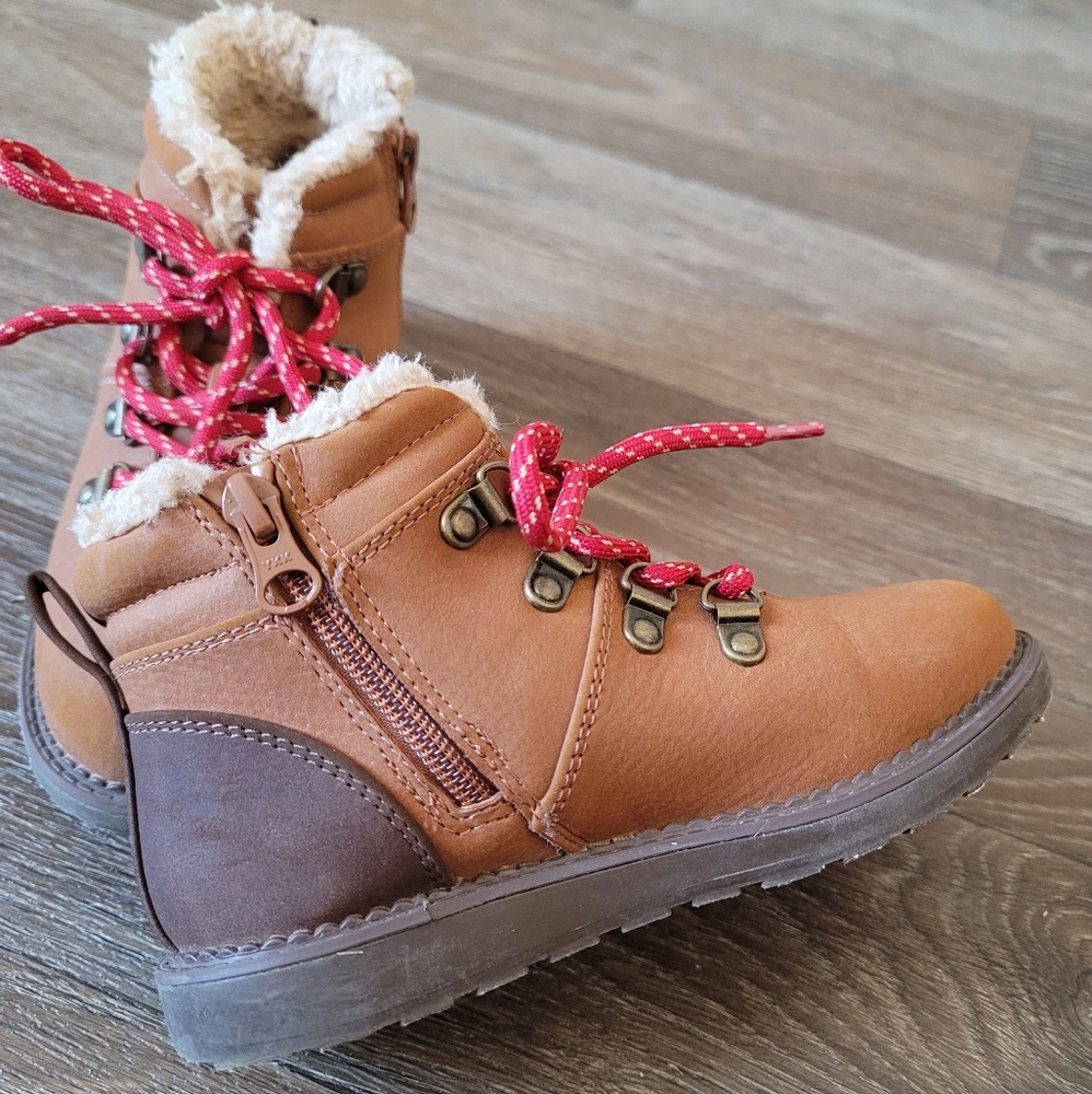 CAT & JACK Boots Size 11 - Picture 4 of 10